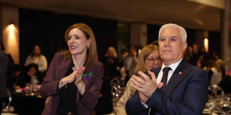 Seden Bozbey kimdir? Bursa Büyükşehir Belediye Başkanı Mustafa Bozbey’in eşi Seden Bozbey kaç yaşında, nereli? Seden Bozbey neden gözaltına alındı?