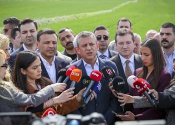 Özgür Özel: İmamoğlu buradan çıkacak, cumhurbaşkanı olacak