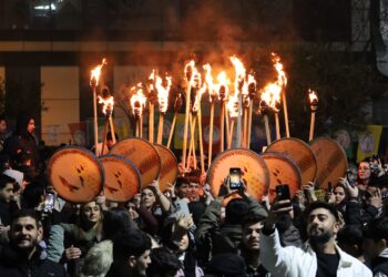İstanbul ilçelerinde Newroz kutlamaları sürüyor