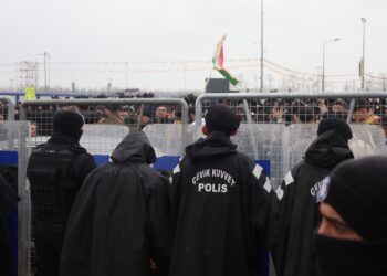 İstanbul Newrozu’nda gözaltına alınan 26 kişiden 25’i serbest