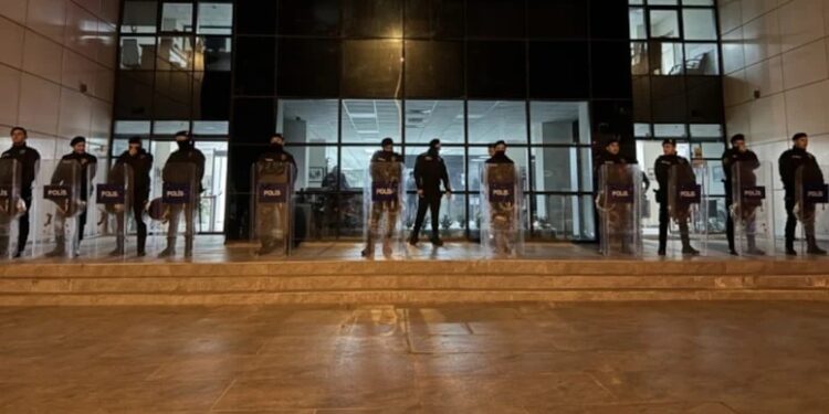 Marmaris Belediyesi’ne operasyon: 13 kişi gözaltına alındı