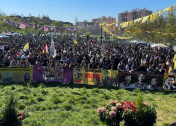 Marsilya’da Newroz’unda konuşan Bayındır: 2027 yılını önderliğimizle kutlayacağız