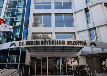 Mersin Büyükşehir Belediyesi soruşturmasında 7 kişi tutuklandı