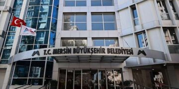Mersin Büyükşehir Belediyesi soruşturmasında 7 kişi tutuklandı