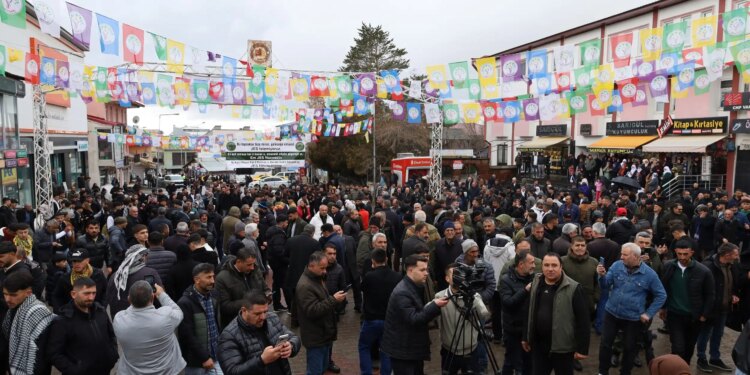 Gimgim’da coşkulu Newroz kutlaması