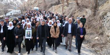 YPJ’li Havva Uğurlu’nun taziyesine ziyaret