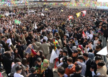 Şirnex’te Newroz’a katılanlar: Kürtlerin birliği özgürlüğümüzdür