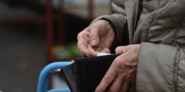 Türk-İş: Yoksulluk sınırı 106 bin 817 lira