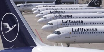 Lufthansa hava yolları hangi ülkeye ait? Lufthansa uçuşlarını neden iptal ediyor?