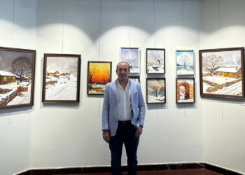 Rakamlardan renklere yolculuk: Ressam Bayram Erli’nin ilk sergisi açıldı!