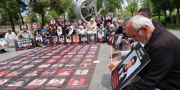 4 kentte kayıplar için adalet istendi