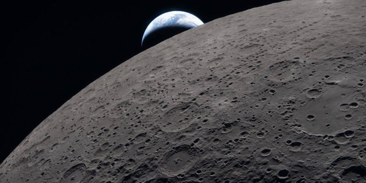 Artemis II ekibinin çektiği Ay ve Dünya fotoğrafları yayınlandı