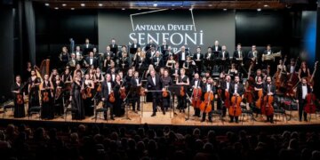 Antalya Devlet Senfoni Orkestrası, DenizBank Konserleri’nde sanatseverlerle buluştu