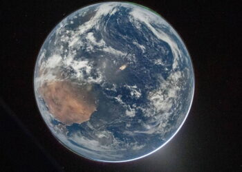 Dünya’nın uzaydan çekilmiş yeni görüntüleri yayınlandı