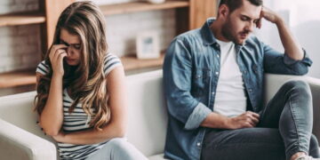 İlişkilerde sessiz veda: Partnerinizin sizden koptuğunu gösteren 5 sinsi işaret