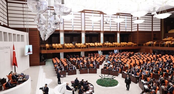 İHİK ihlal bildirme faksını kapattı: Tepkilerin ardından yeniden açıldı