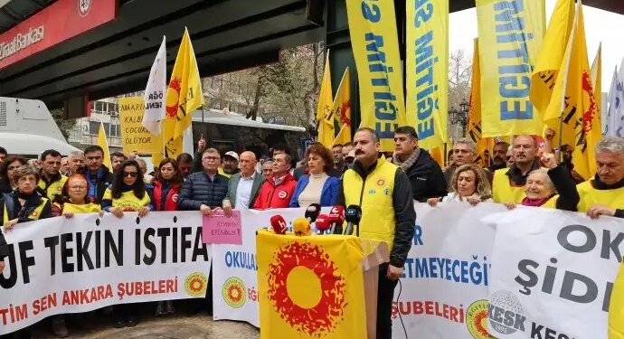 ‘Yaşam Nöbeti’nin son gününde Yusuf Tekin’e istifa çağrısı yapıldı 