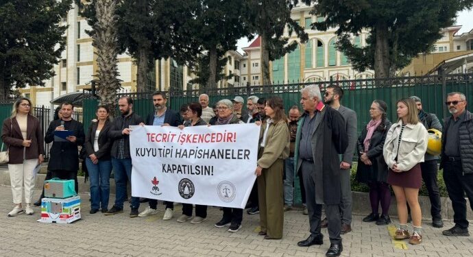 Açlık grevleri kritik aşamada