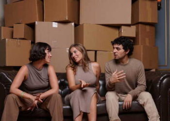 Kutular 3. sezonunda Kadıköy’de seyirciyle buluşuyor