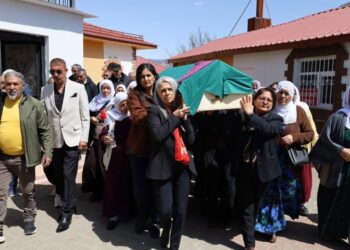 Zeynep Cansız, Dêrsim’de son yolculuğuna uğurlandı