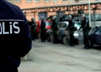 Özyönetim sürecinde madalya alan polis uyuşturucu taciri çıktı