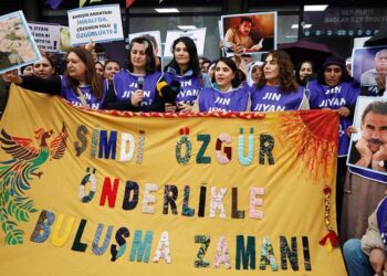 Gemlik Yürüyüşü’ne katılanlar: Önderimiz özgür olmadan özgür olamayız