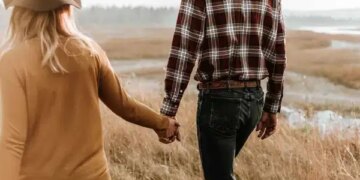 Ayrılık sonrası ‘yara bandı’ ilişkisi: Uzmanlar en büyük psikolojik hatayı açıkladı