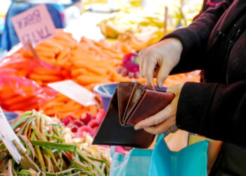 Asgari Ücrete Temmuz Zammı mı Geliyor? İsa Karakaş'tan 'Önünde Hiçbir Engel Yok' Çıkışı