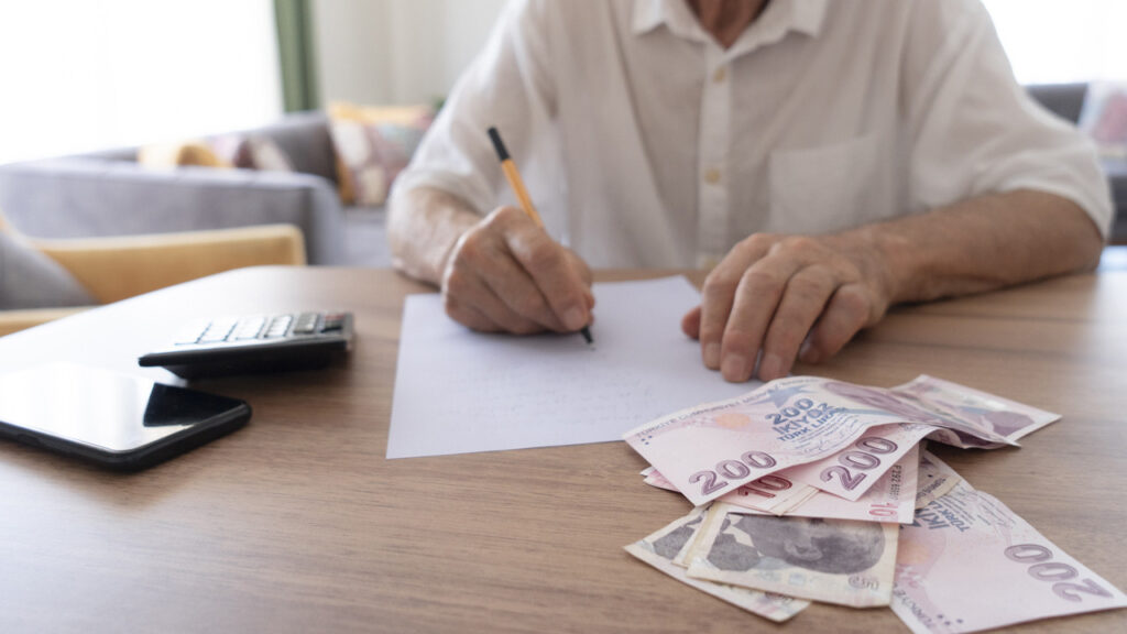 Asgari Ücretin Ömrü 23 Gün: Açlık Sınırı 36 Bin Lirayı Devirdi