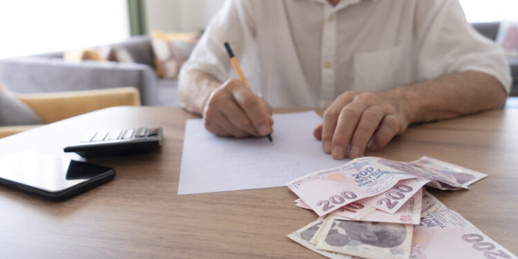 Asgari Ücretin Ömrü 23 Gün: Açlık Sınırı 36 Bin Lirayı Devirdi