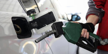 Benzin ve Motorinde İndirim Beklentisi: Petrol Fiyatları Ateşkesle Birlikte Çakıldı