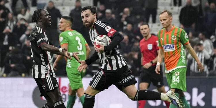 Beşiktaş Alanya Maçında İlk Gol Sesi Geldi