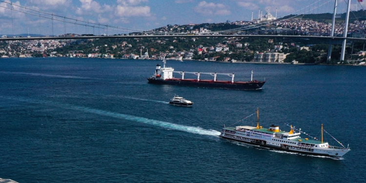 Boğaz Yarın Kapanıyor, Vapur Seferlerine Yarış Engeli