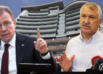 CHP Toplantısında Ortalık Karıştı: Zeydan Karalar İle Vahap Seçer Birbirine Girdi!