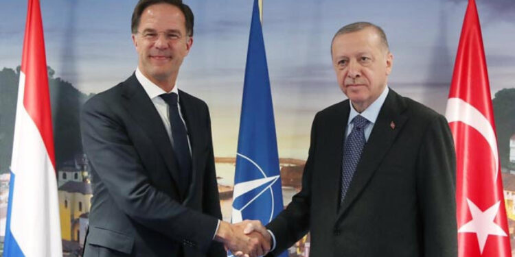 Cumhurbaşkanı Erdoğan, NATO Genel Sekreteri ile Görüşüyor