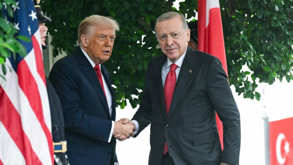 Cumhurbaşkanı Erdoğan'dan Trump'a Saldırı Girişimine Kınama ve Geçmiş Olsun Mesajı