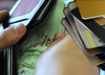 Cüzdanda Nakit Bitti: Bir Ayda 2,6 Trilyonluk Kartlı Ödeme