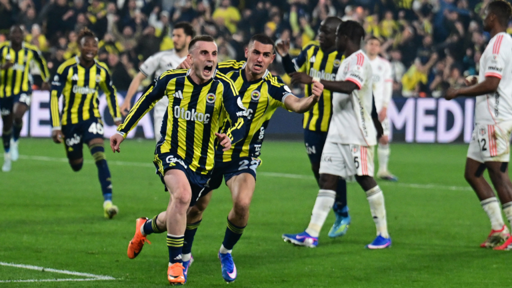 Derbide Nefes Kesen Son: Fenerbahçe Kritik 3 Puanı Uzatmalarda Kaptı