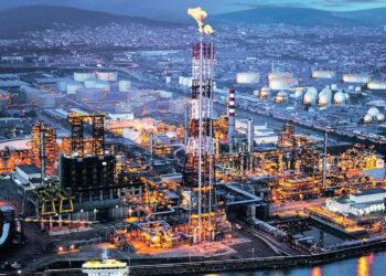 Dev Bankadan Petrol İçin Flaş Uyarı: Ateşi Harlanacak, Risk Devam Ediyor