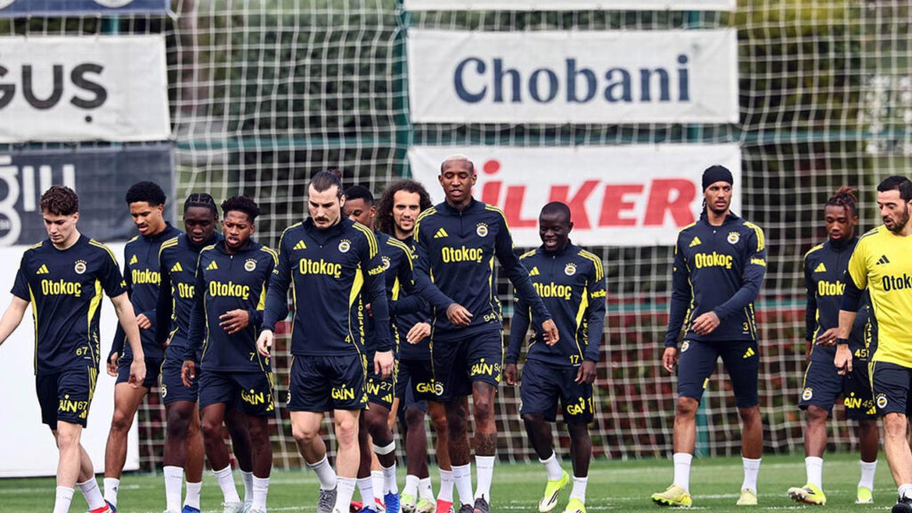 Fenerbahçe 3 Eksikle Kayseri'ye Gidiyor