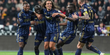 Fenerbahçe Kayseri’de Farklı Kazandı