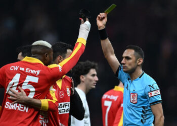 Fenerbahçe Osmihen İçin TFF'ye Başvuracak: Derbi Öncesi Tansiyon Yükseliyor