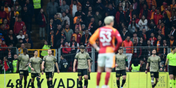 Galatasaray Evinde Tökezledi, Zirve Yarışı Kızıştı