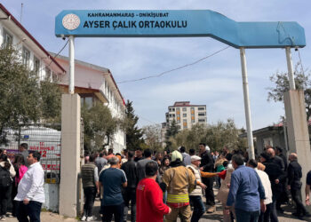 Gözler Yoğun Bakımda: 5 Öğrenci Yaşam Savaşı Veriyor