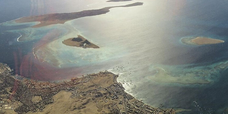 Hürmüz Boğazı İçin İlk Resmi Adım: 35 Ülke Bir Araya Geliyor, ABD Yok