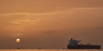 İran Sularında Tansiyon Zirvede: Tek Bir Gemi Bile Geçemiyor