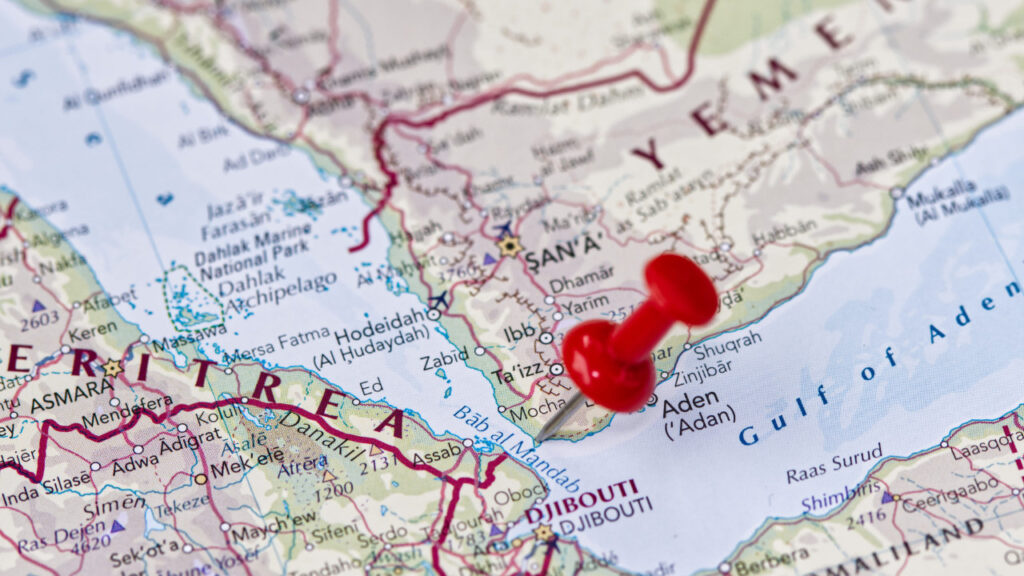 İran'dan Trump'ın Tehdidine Rest: 'O Boğaz da Hürmüz Gibi Kapanır'