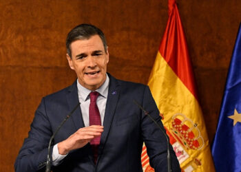 İspanyol Lider Sanchez'den Ateşkes Açıklaması: 'Dünyayı Ateşe Verenleri Alkışlamayacağız'