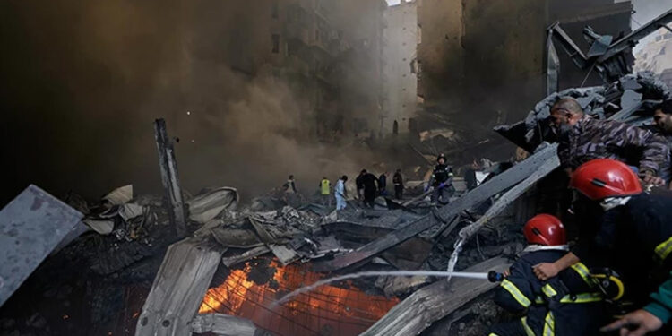 İsrail'den Lübnan'a Tarihinin En Büyük Saldırısı: 'Yüzlerce Ölü veya Yaralı Var'