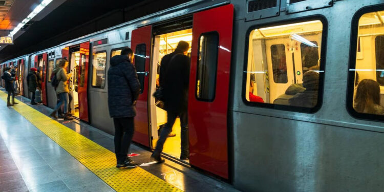 İstanbul'da Ulaşıma Galatasaray-Fenerbahçe Düzenlemesi